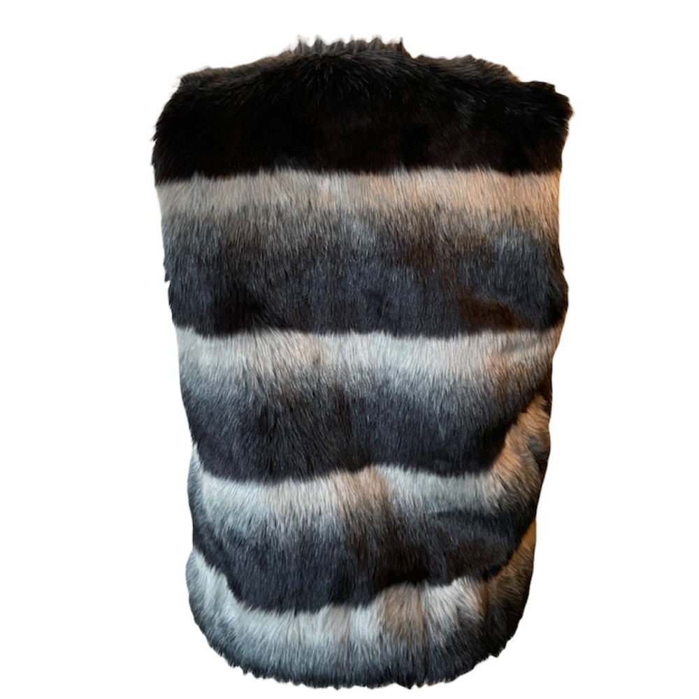 Glamsia Faux Fur Vest - Picture 3 of 5